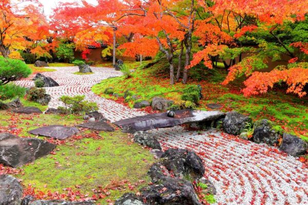 円通院の日本庭園