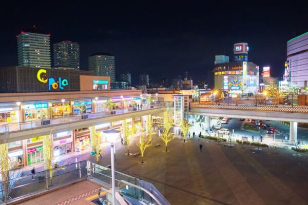 川口駅前の夜景